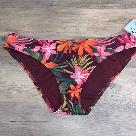 Shade & Shore womens bathing suit large 12 14 bottom bikini swim red floral  NWT - Picture 1 of 7